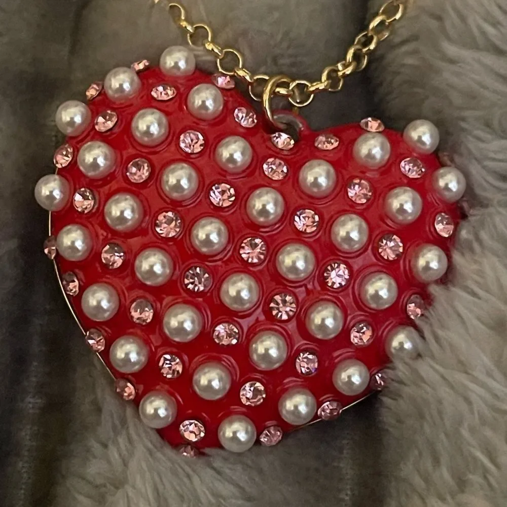 Four piece, Betsey Johnson, XOXO heart Valentine’s kitsch statement jewelry set